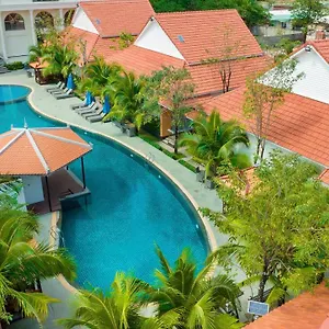 Hotel Sea Breeze Hotel&villa